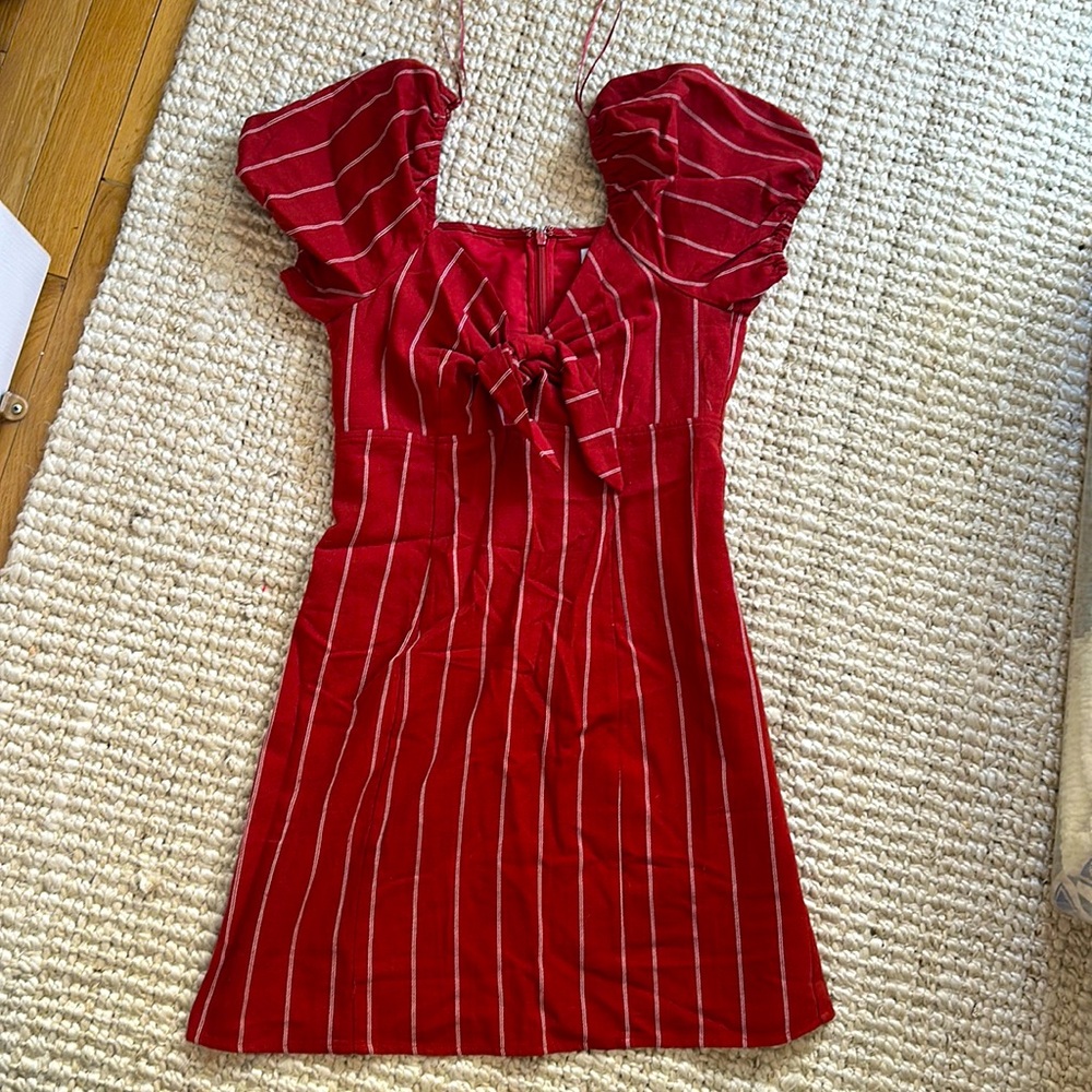 Dress from revolve. Brand is J.O.A. Size small